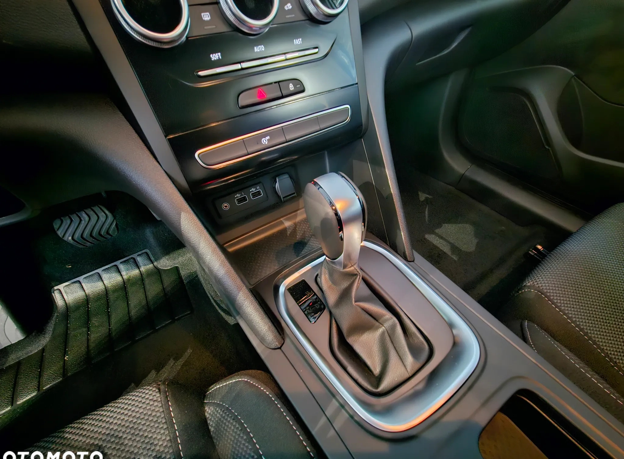 Renault Megane cena 97600 przebieg: 10, rok produkcji 2024 z Zakliczyn małe 466